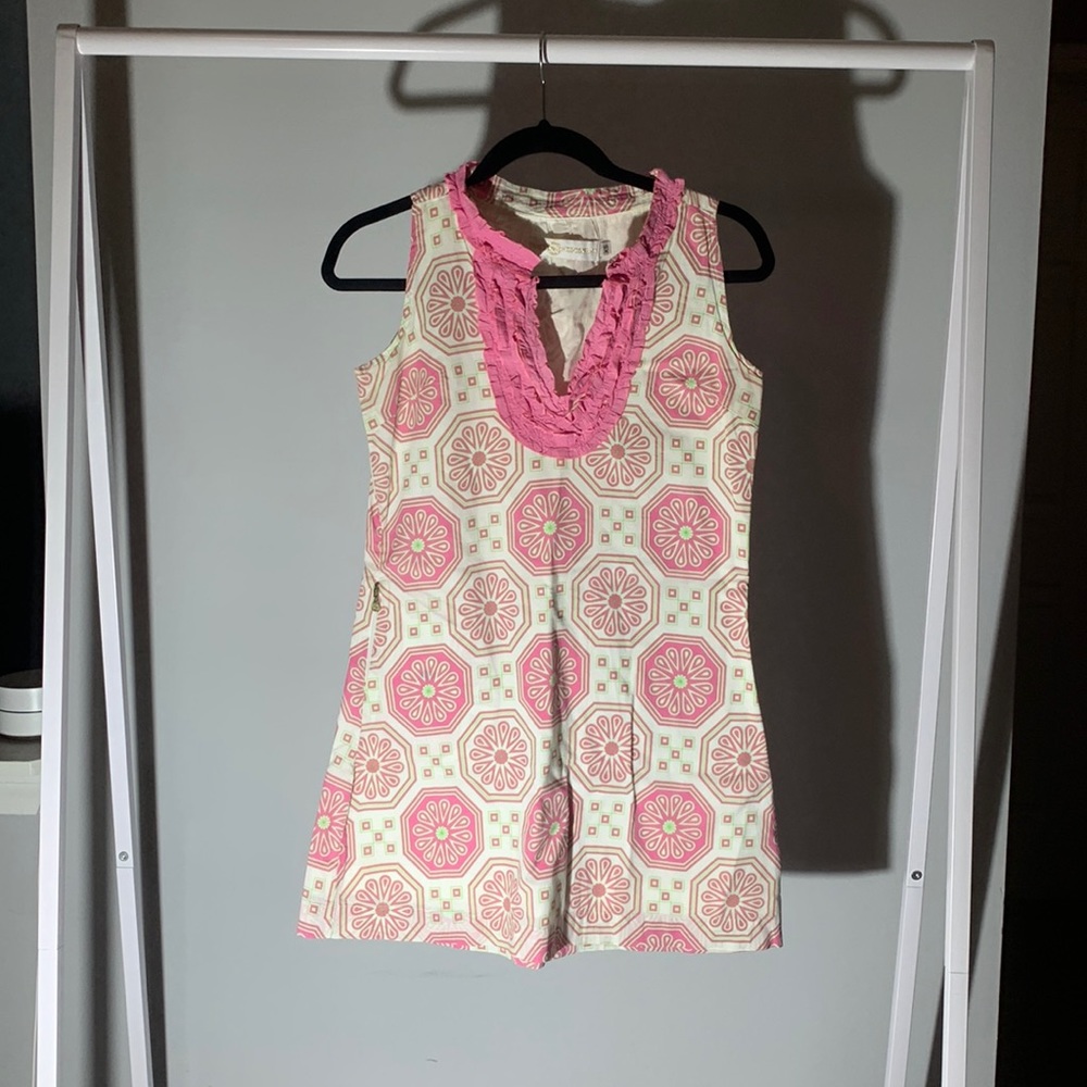 Tracy Negoshian Dress no sleeves pink and green shapes on dress XS